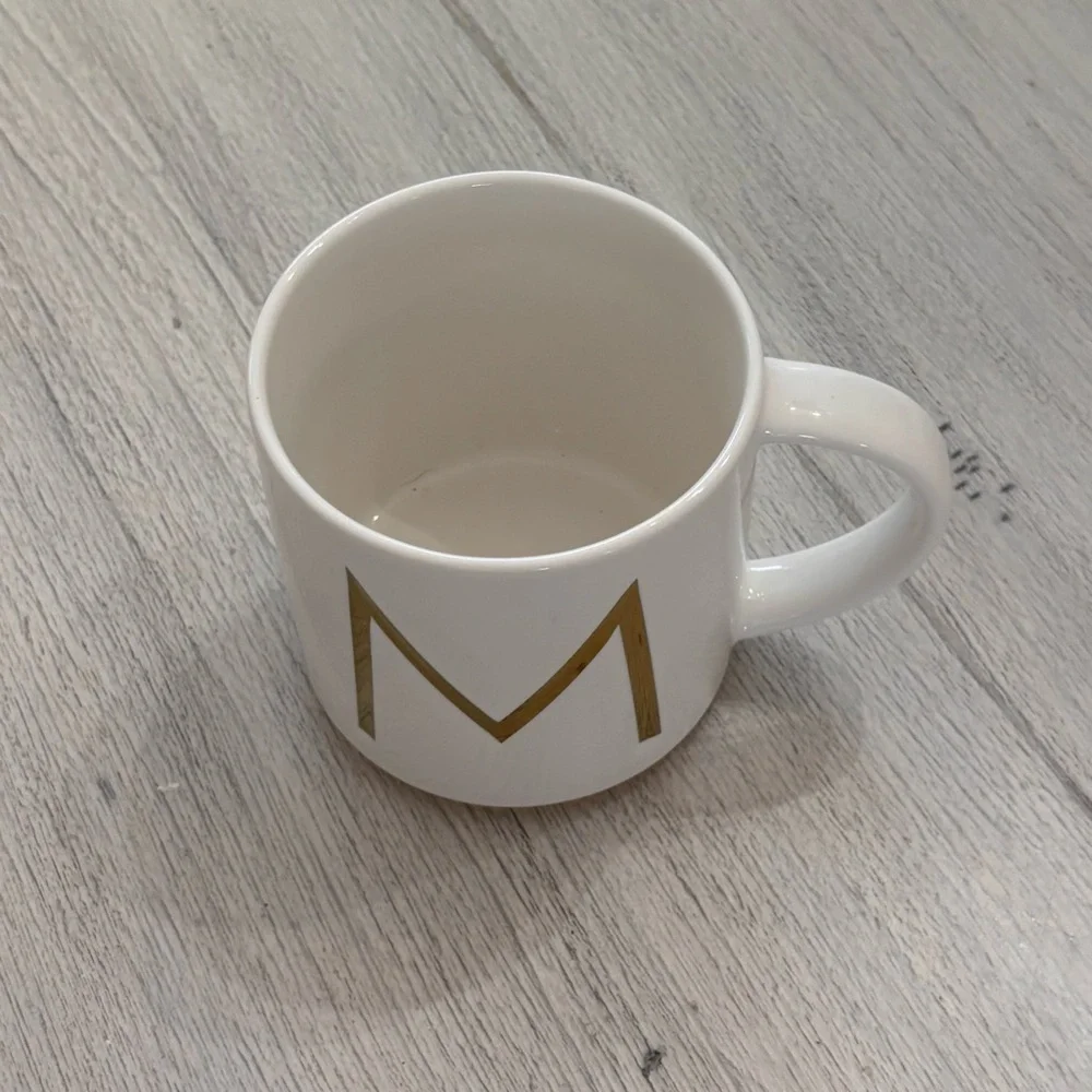 Williams Sonoma Monogram Initial Capital M Mug Cup White/Ivory w Gold Trim 12 oz